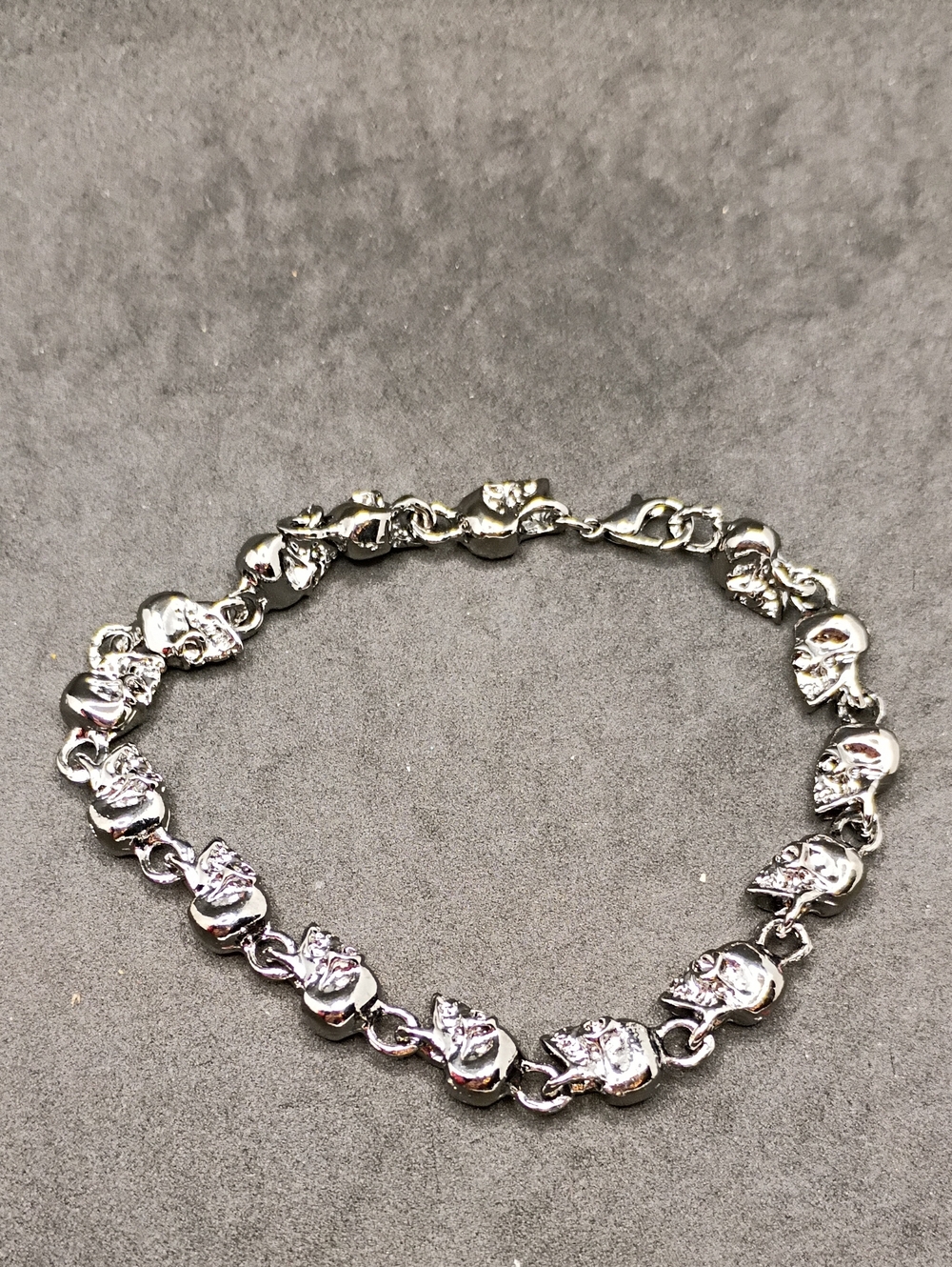 Silver Skull Link Bracelet - Women Jewelry